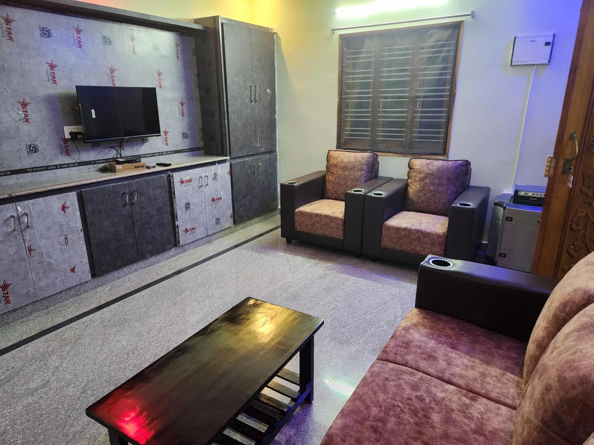 Vanamali Luxury Homestay Tirupati Kültér fotó