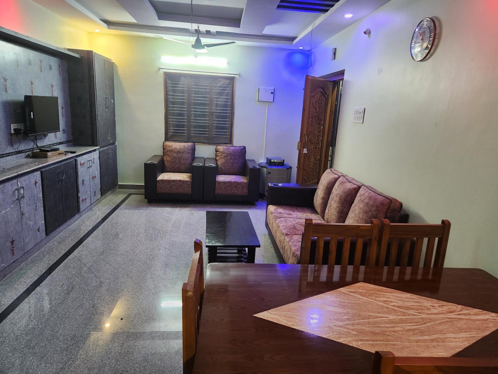 Vanamali Luxury Homestay Tirupati Kültér fotó